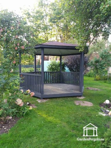 Seks-sidet Træpavillon — Hyggelig Havepavillon med Gulv og Overdækket Tag