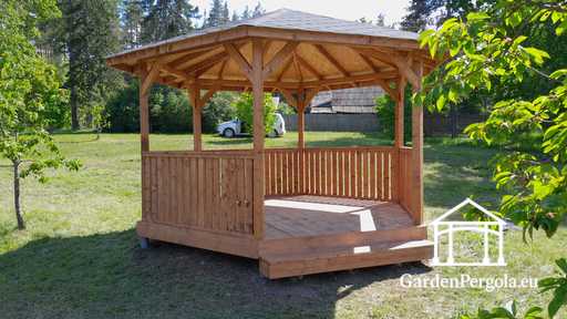 Sekssidet Træpavillon — Hyggelig Havepavillon med Gulv og Overdækket Tag