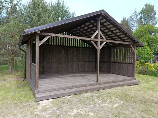 4x6 m Træpavillon — Rummelig Havepavillon med Gulv og Dobbelt Tag