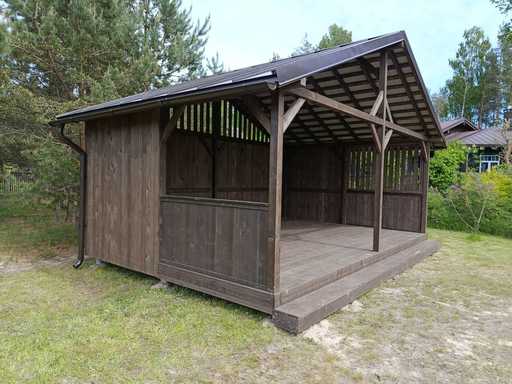 4x6 m Træpavillon — Rummelig Havepavillon med Gulv og Dobbelt Tag