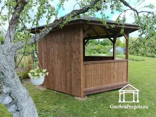 Seks-sidet Træpavillon — Hyggelig Havepavillon med Gulv og Overdækket Tag