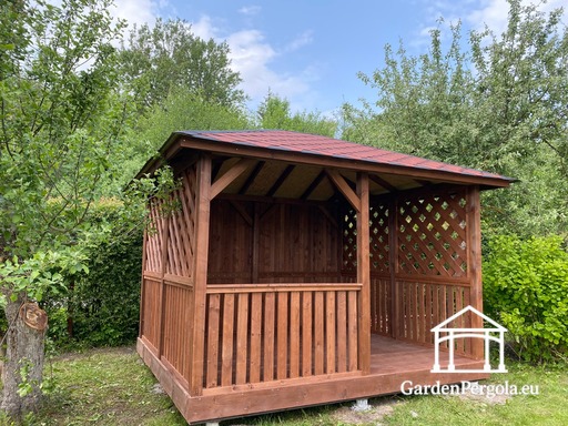 3x3,5 m Brun Træpavillon — Hyggelig Havepavillon med Gulv, Lukket Bagvæg og Dekorative Gitter Sider - garden gazebo pergola