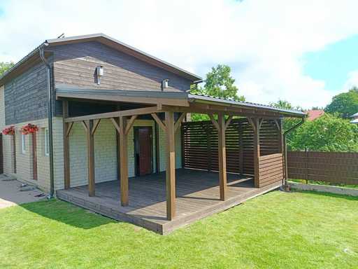Mørkebrun Træveranda Tilknyttet Hus med Overdækket Tag – 4,8×6 m - garden gazebo pergola