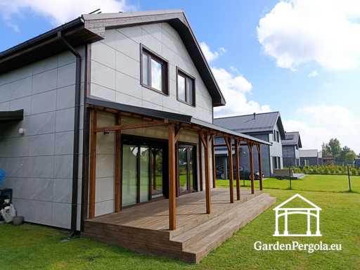 Naturlig 2,4 x 9 m træveranda uden terrasse