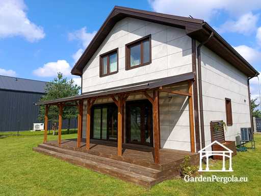 Naturlig 2,4 x 9 m træveranda uden terrasse